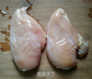 【台湾】炸香酥鸡排的做法步骤：1