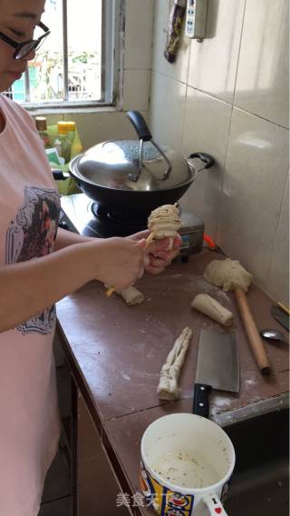 核桃花卷的做法步骤：3