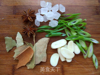家常土豆焖鸡块的做法步骤：3