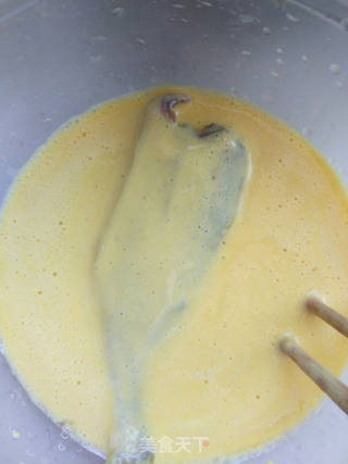 油炸小黄鱼的做法步骤：3