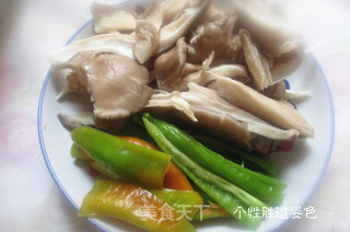 蘑菇油条的做法步骤：2