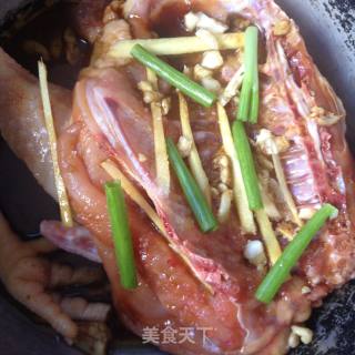 简单的鼓油鸡（电饭煲）的做法步骤：2