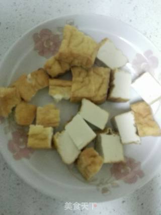 香葱炒豆腐的做法步骤：1