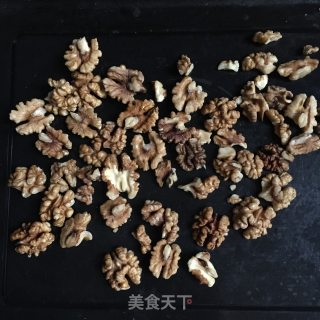 黑糖红枣面包的做法步骤：1
