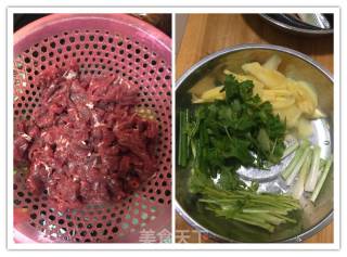 姜葱炒牛肉的做法步骤：1