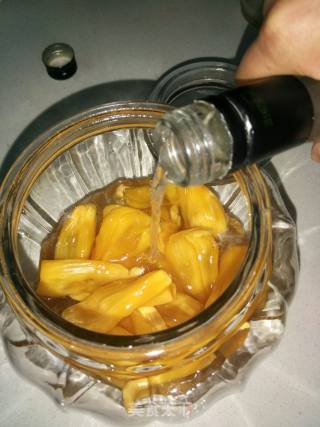 菠萝蜜（树菠萝）酒的做法步骤：4