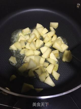 飞饼版苹果派的做法步骤：2