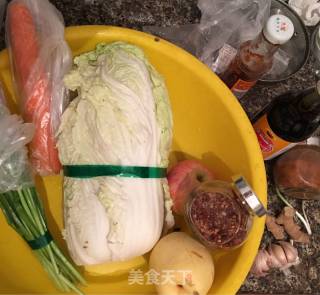 辣白菜（韩国泡菜）的做法步骤：1
