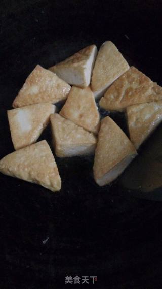 肚肉豆干咸菜煲的做法步骤：5