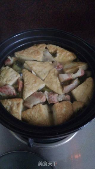 肚肉豆干咸菜煲的做法步骤：6