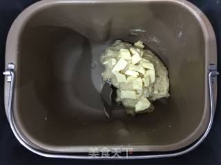 蔓越莓多多乳酪软欧包的做法步骤：2