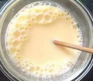 鸡蛋羹的做法步骤：1