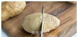 奥尔良风情烤土豆的做法步骤：1