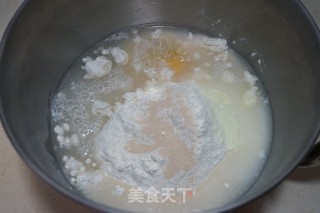 猪肉大汉堡的做法步骤：2