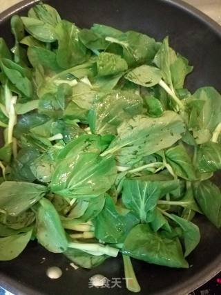 豆饼炒青菜的做法步骤：4