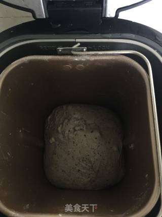 黑芝麻小餐包的做法步骤：2