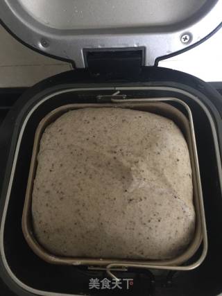 黑芝麻小餐包的做法步骤：4