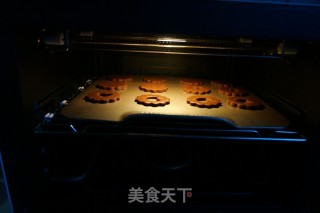 可可夹心饼干的做法步骤：12