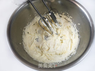 奶油霜裱花蛋糕的做法步骤：12