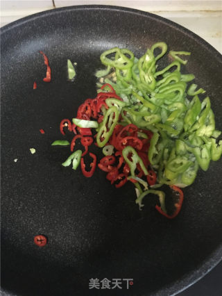 海蛎子炒魔芋丝的做法步骤：5