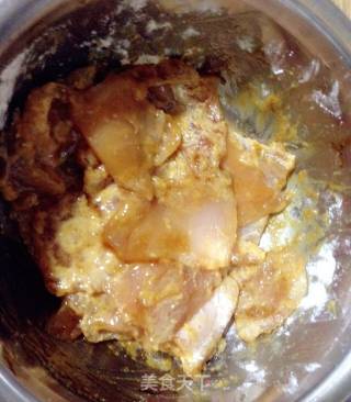 茄汁裹鸡胸肉的做法步骤：2