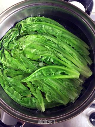 豆豉鲮鱼油麦菜的做法步骤：3