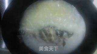 苦瓜猪肉丸鲫鱼汤的做法步骤：4