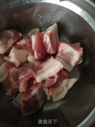 猪小肘五花肉酱地瓜梗的做法步骤：4