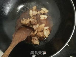 猪小肘五花肉酱地瓜梗的做法步骤：9