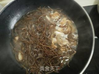 猪小肘五花肉酱地瓜梗的做法步骤：10
