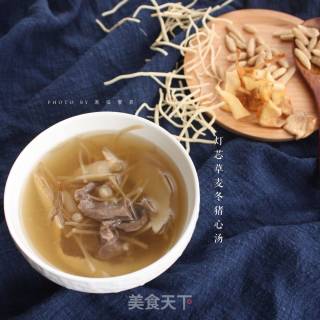 灯芯草麦冬猪心汤的做法步骤：6