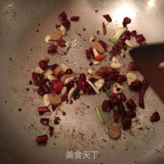 香辣鸡翅的做法步骤：9