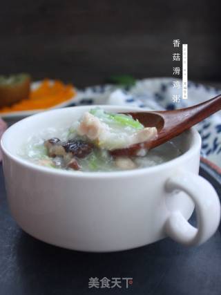 香菇滑鸡粥的做法步骤：6