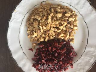 香蕉果仁马芬的做法步骤：1
