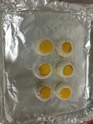 烤黑椒鹌鹑蛋口蘑的做法步骤：3