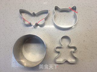 不给糖就捣蛋——和孩子一起做万圣节饼干的做法步骤：18