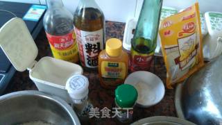 香辣鸡翅的做法步骤：1