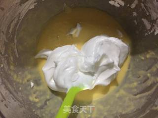 自制戚风蛋糕的做法步骤：6