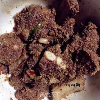 粉蒸排骨#肉肉厨的做法步骤：8