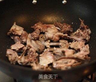 打猎回来的美味---魔芋啤酒鸭的做法步骤：3