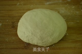 水煎饺的做法步骤：1