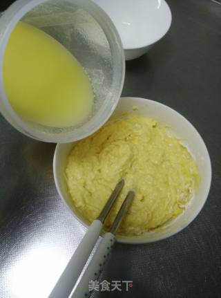 玉米粑粑的做法步骤：2