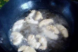 【桃李厨艺】吃过炸香菇吗?味道不是一般的好!的做法步骤：7