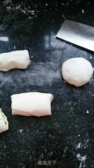 加肉版葱油饼的做法步骤：5