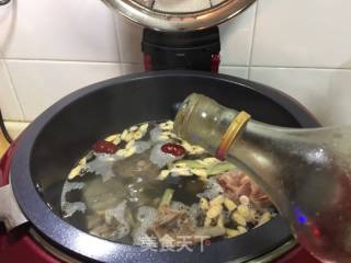 黄芪羊蝎子汤的做法步骤：7