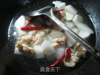 千张结烧萝卜的做法步骤：4