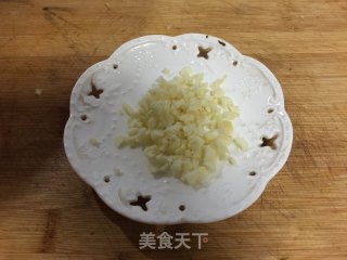 蒜蓉豌豆苗的做法步骤：3