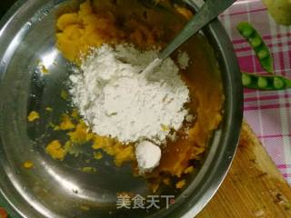 红薯饼的做法步骤：3