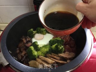 腊味双拼煲仔饭的做法步骤：9