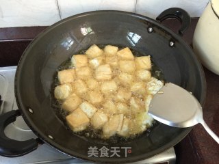 丝瓜豆干的做法步骤：1